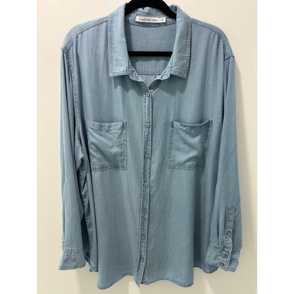 Calvin Klein Jeans Light Wash Chambray Roll Tab Button Down Shirt Plus Size 3X